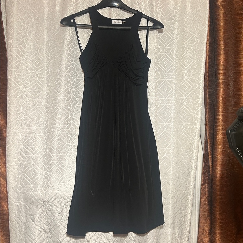 Calvin Klein Elegant Black V-Neck Dress